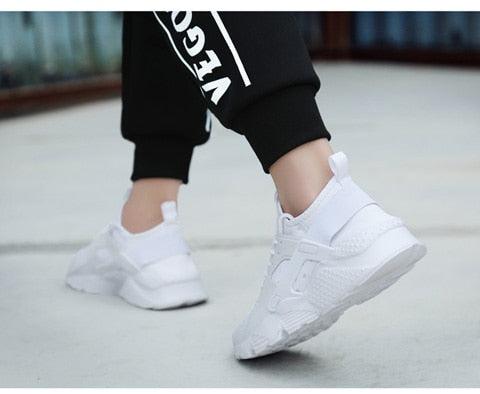 Men Elegant Sport Sneakers Breathable Lightweight Running Shoes